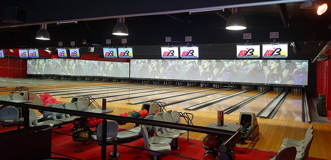 Pistes de bowling au RED BOWL près d'Angers